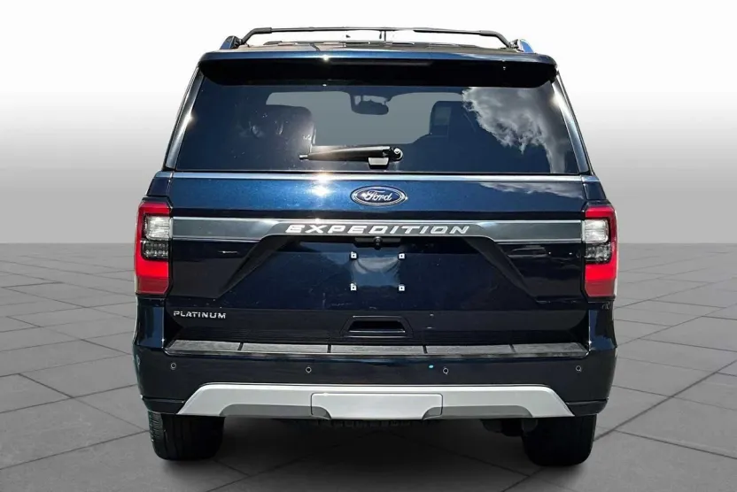 2021 Ford Expedition Platinum photo 1