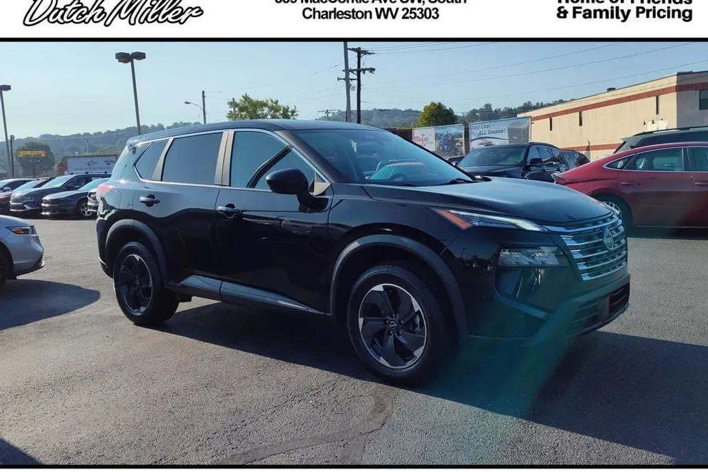 2024 Nissan Rogue SV photo 1
