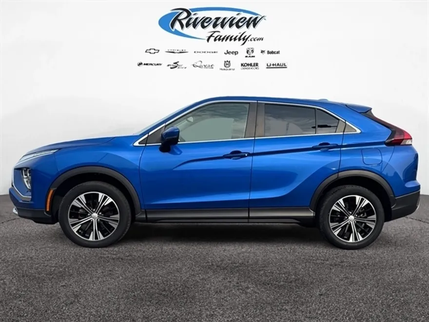 2022 Mitsubishi Eclipse Cross SE photo 1