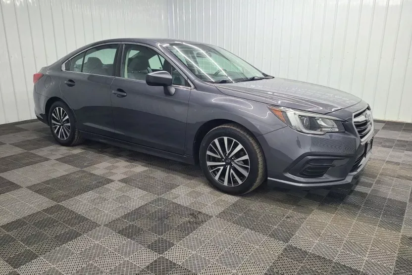 2018 Subaru Legacy 2.5i photo 1
