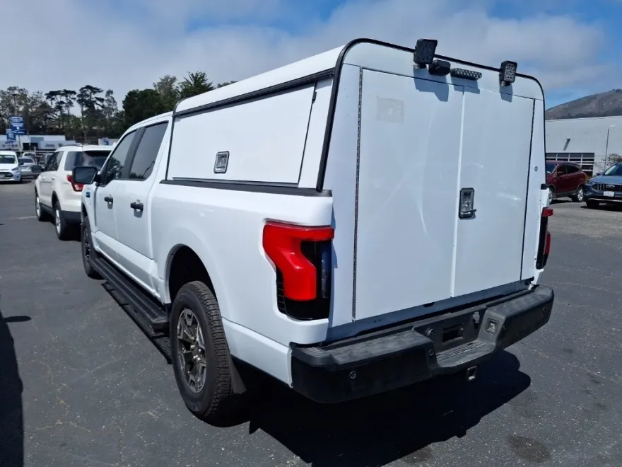 2024 Ford F-150 Lightning photo 1