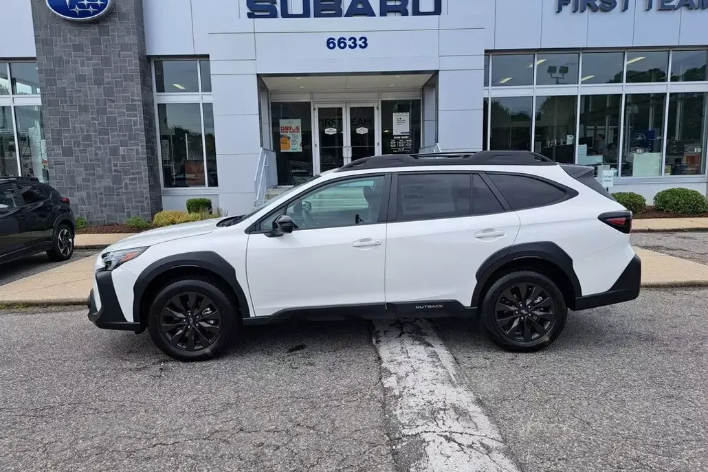 2025 Subaru Outback Onyx Edition photo 1