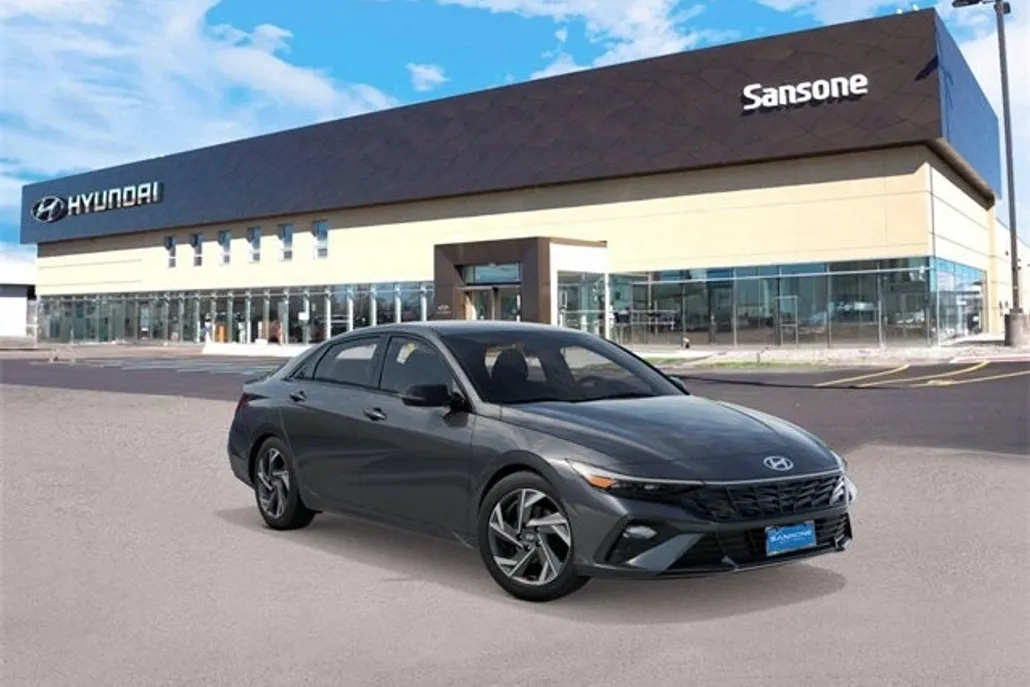 2025 Hyundai Elantra SEL Sport photo 1