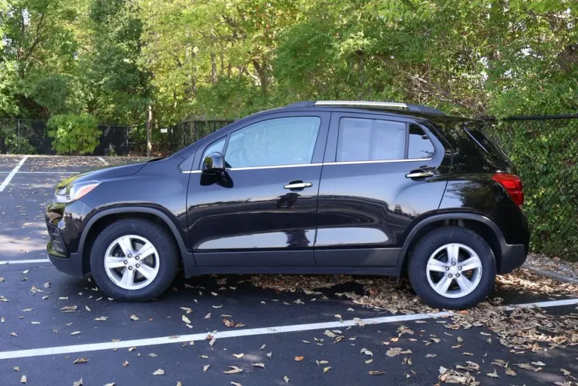 2020 Chevrolet Trax LT photo 1
