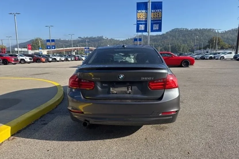 2015 Bmw 320i xDrive Sedan SA photo 1