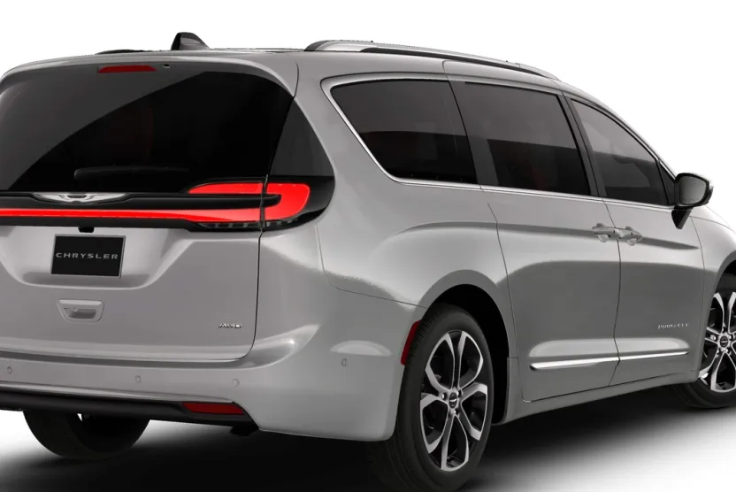 2026 Chrysler Pacifica Pinnacle photo 1