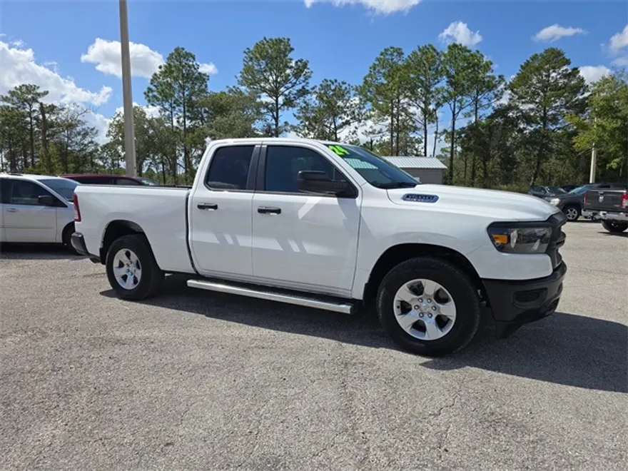 2024 Ram 1500 Tradesman photo 1
