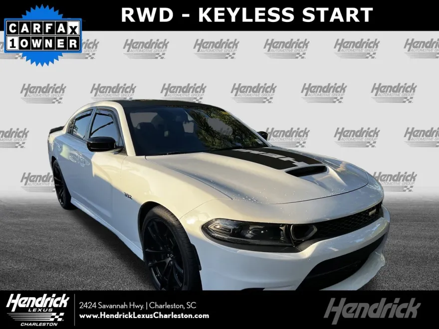 2023 Dodge Charger Scat Pack photo 1