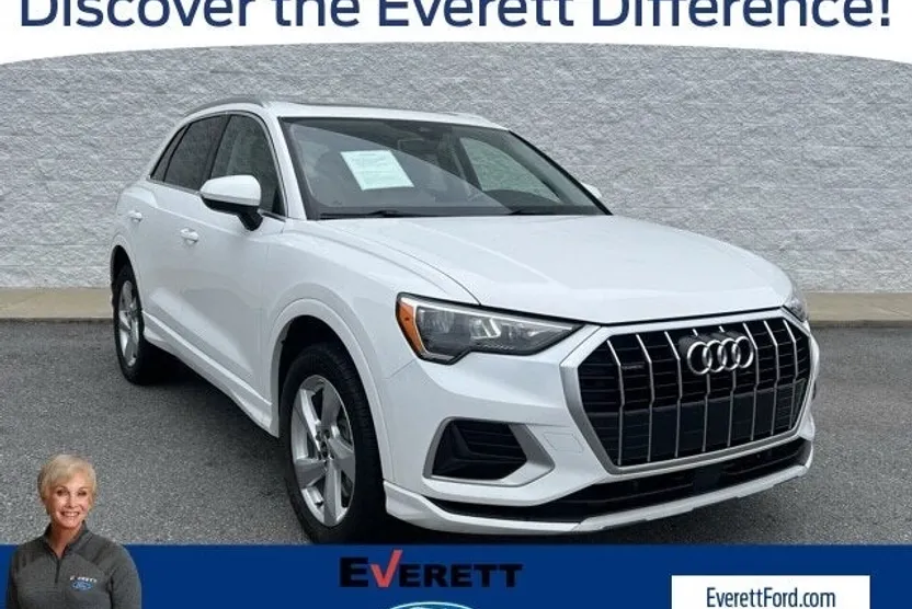 2021 Audi Q3 40 TFSI Premium photo 1