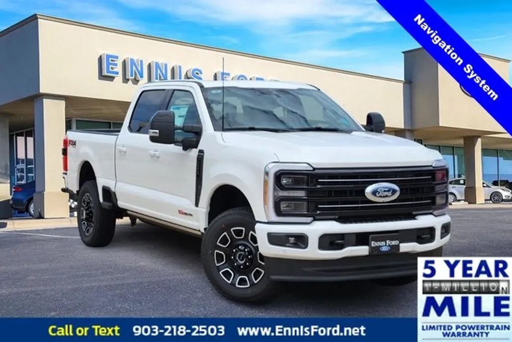 2025 Ford F-250 Platinum photo 1