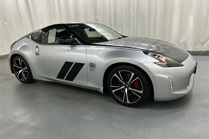 2020 Nissan 370Z Sport photo 1
