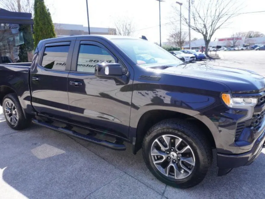 2022 Chevrolet Silverado 1500 RST photo 1