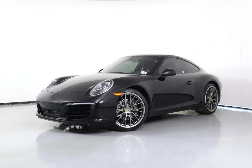 2019 Porsche 911 T photo 1