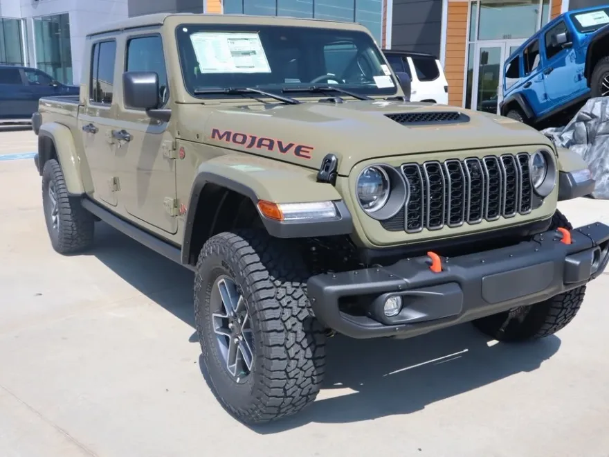 2025 Jeep Gladiator Mojave photo 1