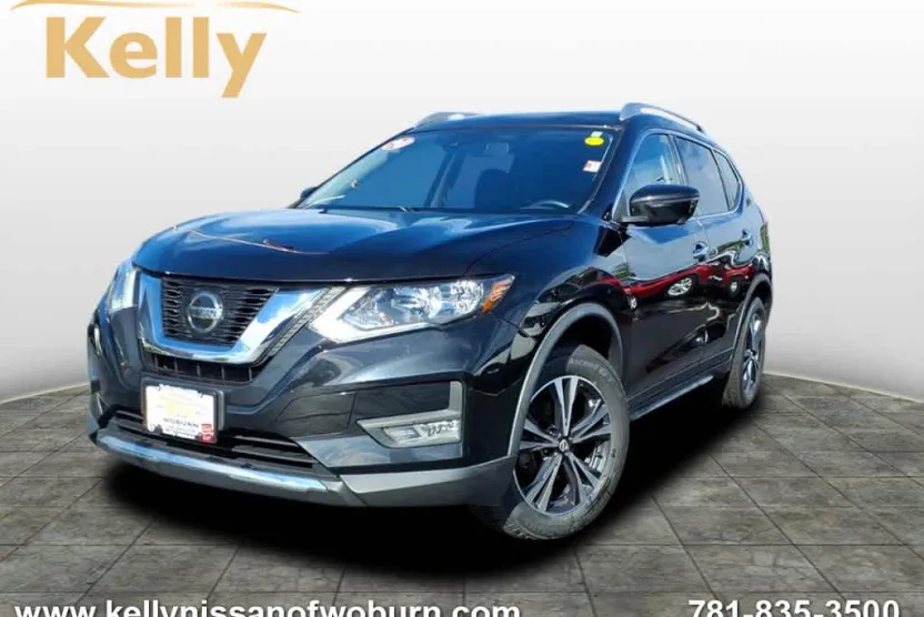 2020 Nissan Rogue SV photo 1