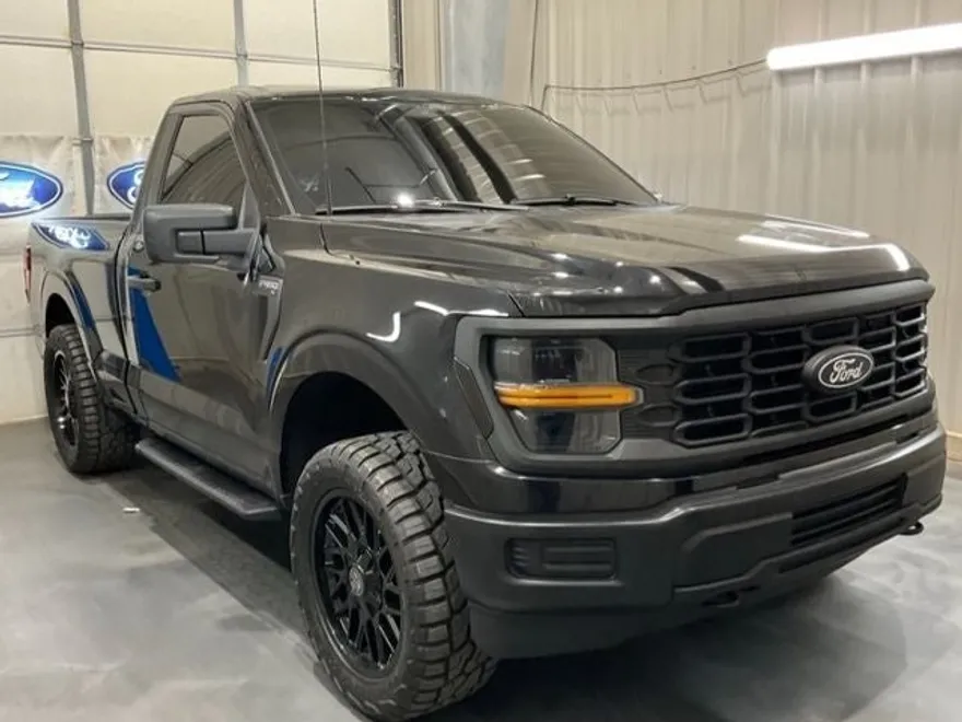 2024 Ford F-150 XL photo 1