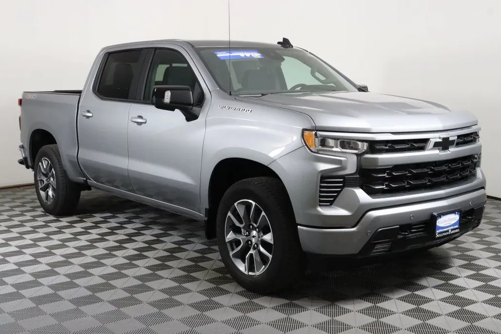 2025 Chevrolet Silverado 1500 RST photo 1