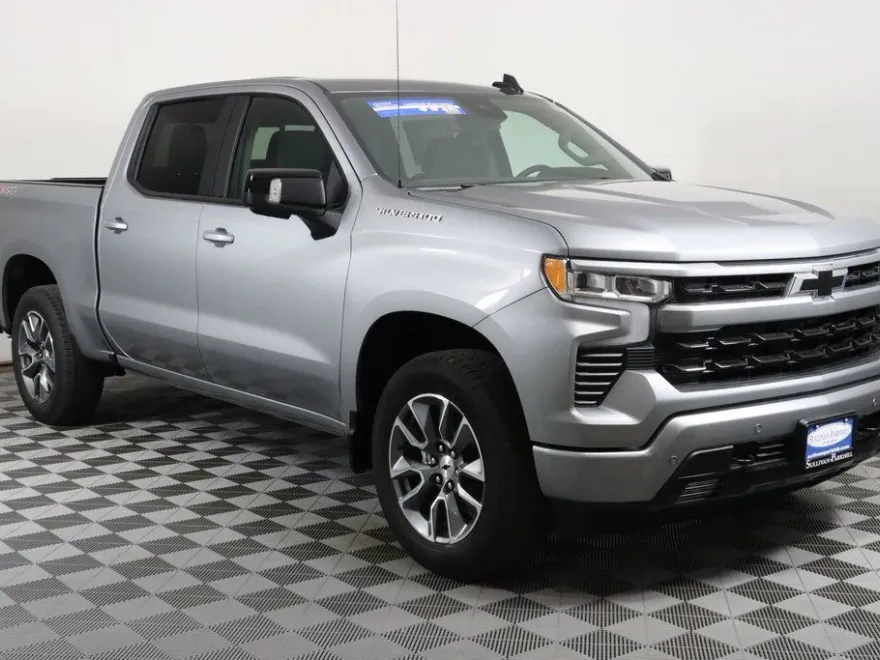 2025 Chevrolet Silverado 1500 RST photo 1
