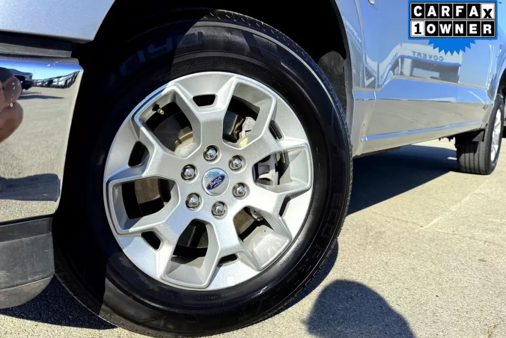 2023 Ford F-150 XLT photo 1