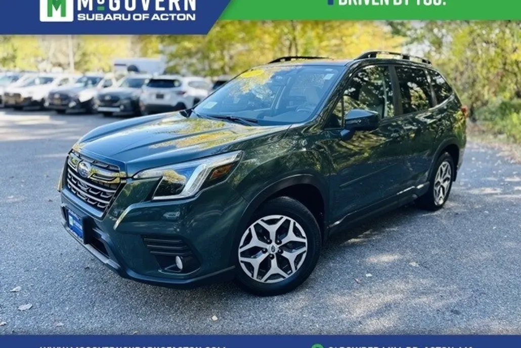 2022 Subaru Forester Premium photo 1