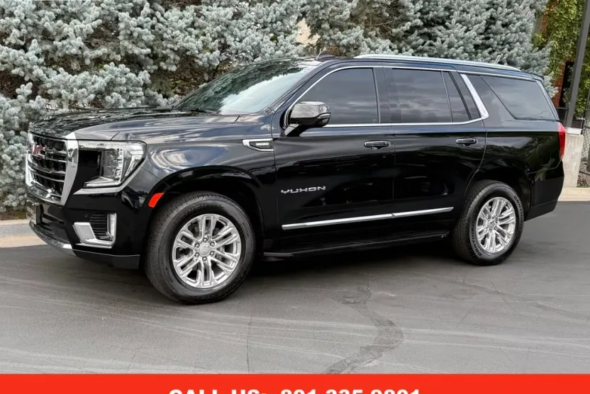 2024 Gmc Yukon SLT photo 1