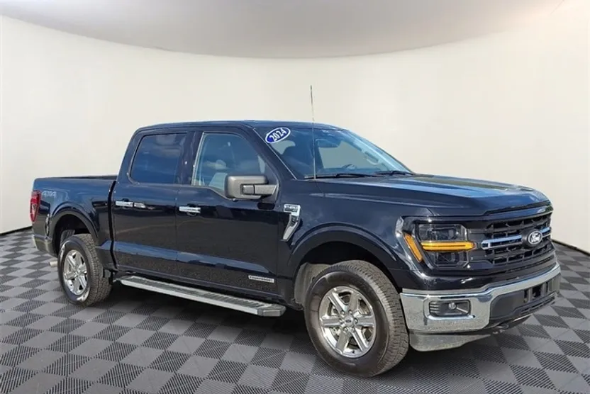2024 Ford F-150 XLT photo 1