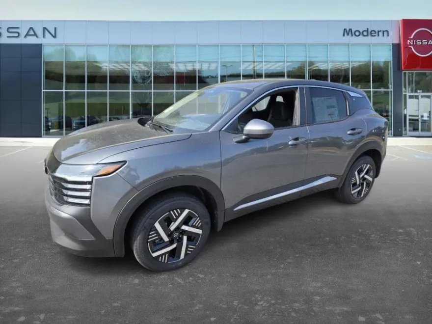 2025 Nissan Kicks SV photo 1
