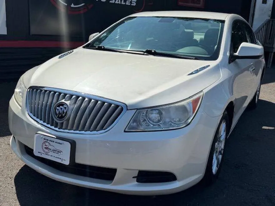 2012 Buick LaCrosse Convenience photo 1