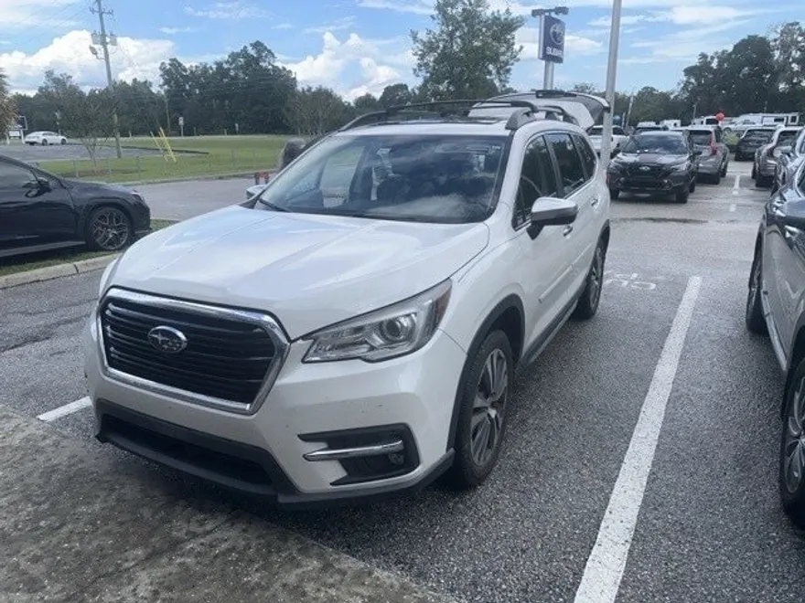 2020 Subaru Ascent Touring photo 1