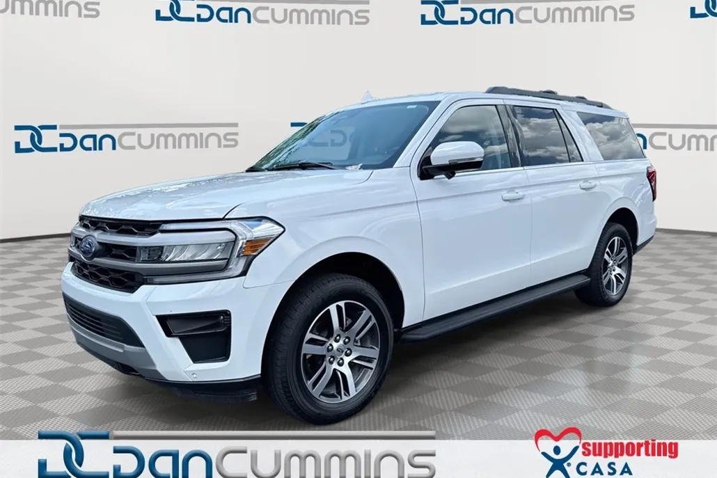 2024 Ford Expedition MAX XLT photo 1