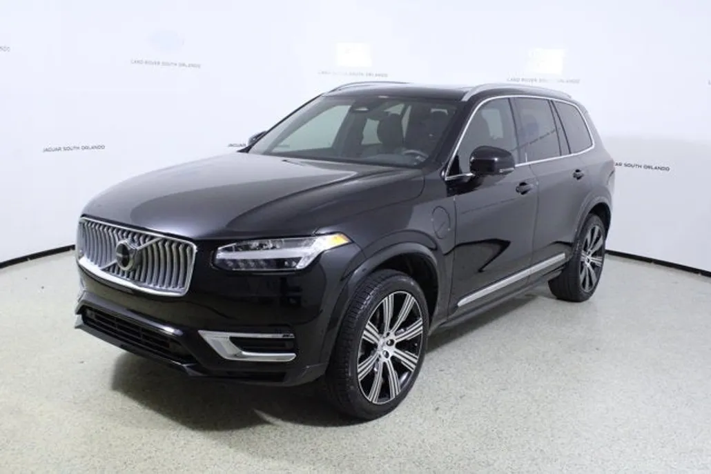 2024 Volvo XC90 Recharge Plus T8 photo 1