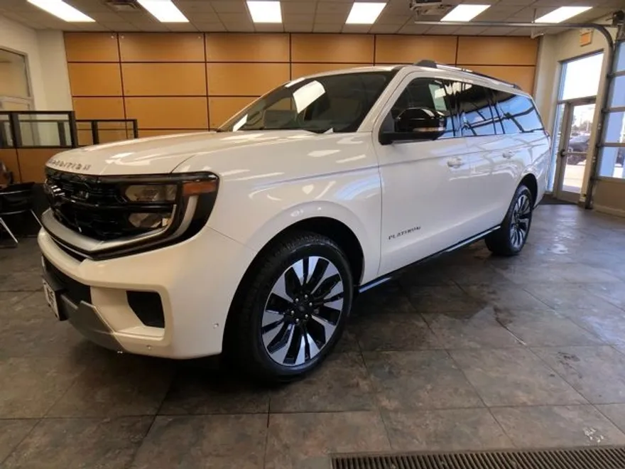 2025 Ford Expedition MAX Platinum photo 1