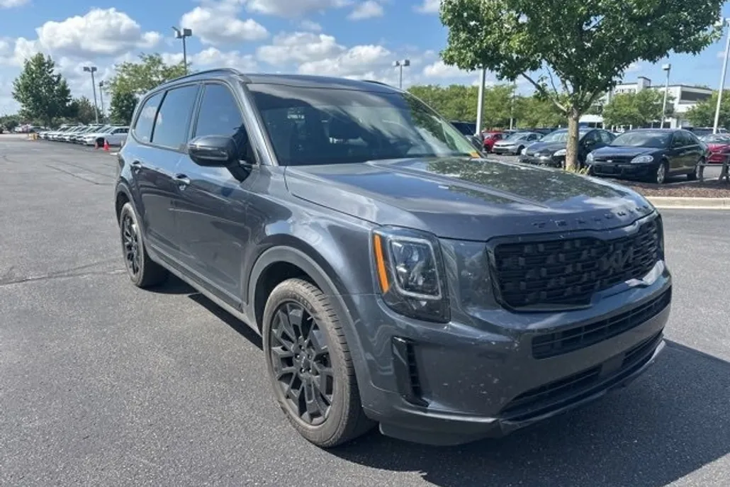 2022 Kia Telluride EX photo 1