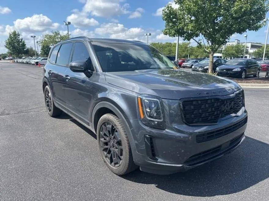 2022 Kia Telluride EX photo 1