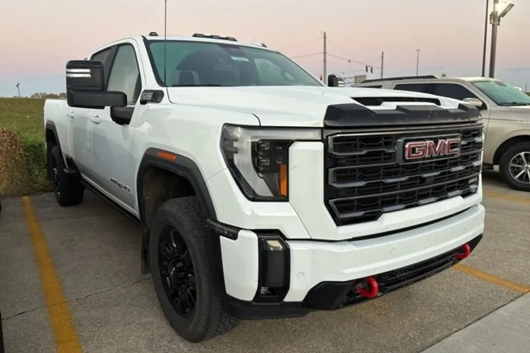 2024 Gmc Sierra 2500 HD AT4 photo 1