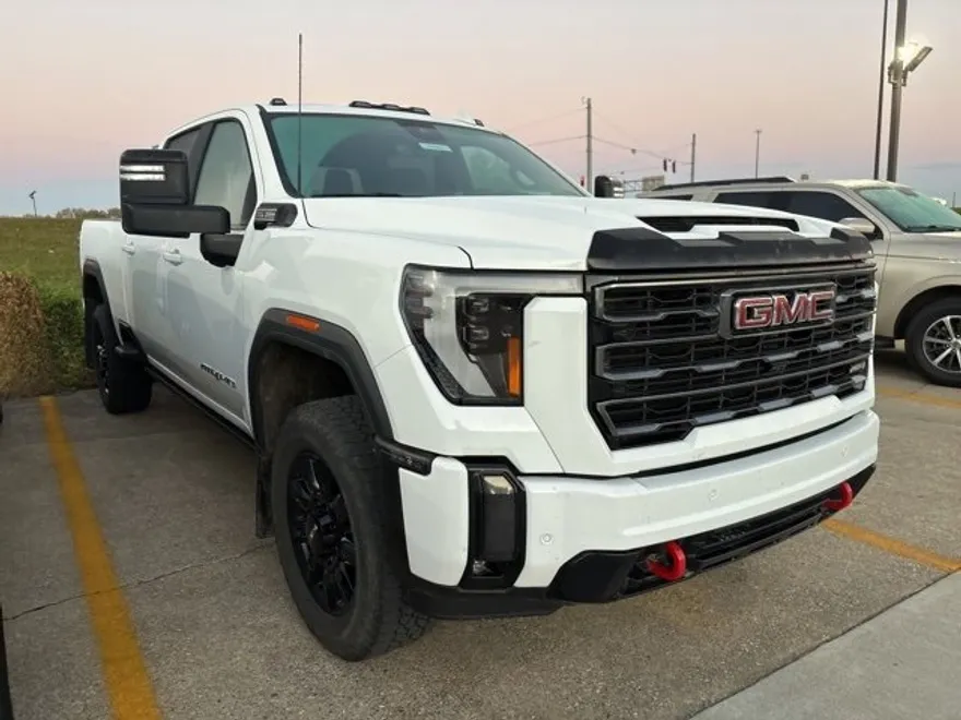 2024 Gmc Sierra 2500 HD AT4 photo 1
