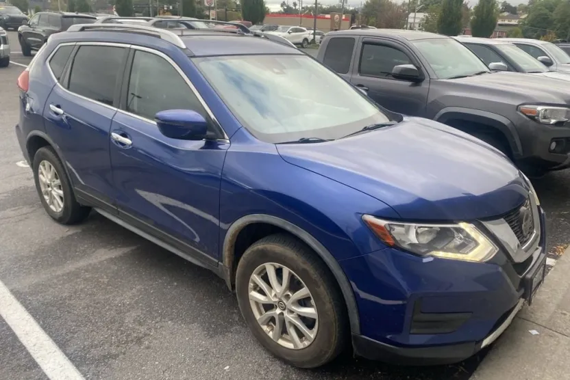 2020 Nissan Rogue S photo 1