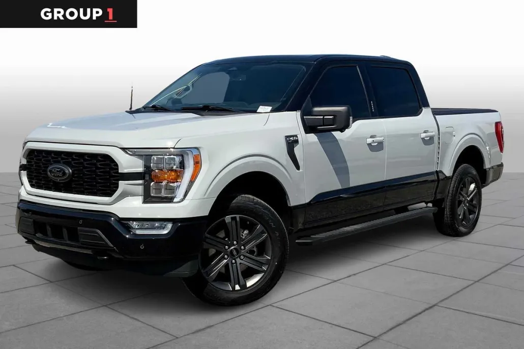2023 Ford F-150 XLT photo 1