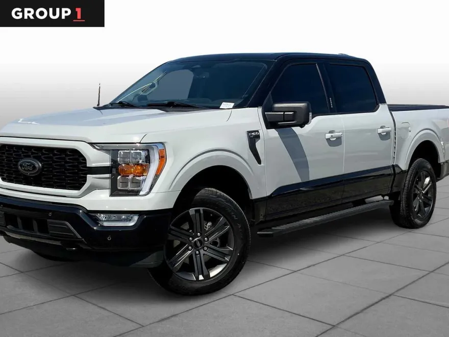 2023 Ford F-150 XLT photo 1