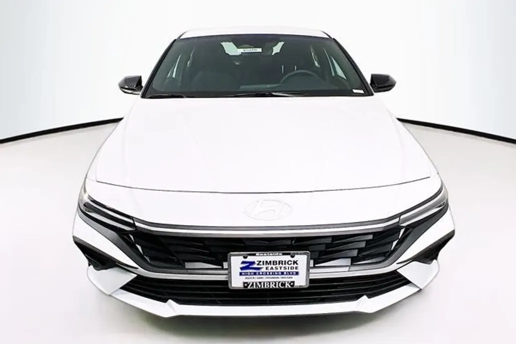 2025 Hyundai Elantra Hybrid SEL Sport photo 1