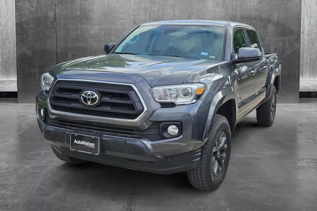 2023 Toyota Tacoma SR5 V6 photo 1