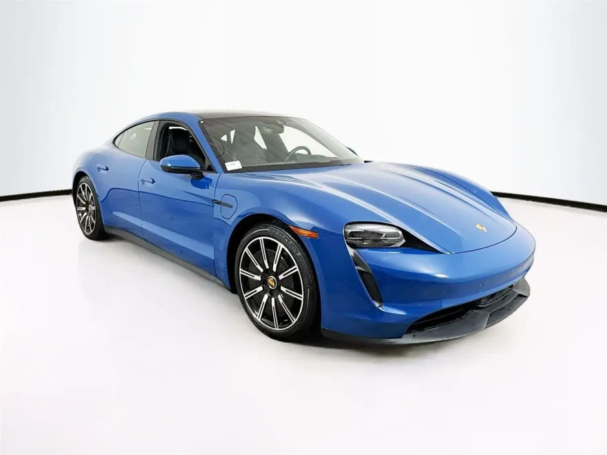 2023 Porsche Taycan photo 1