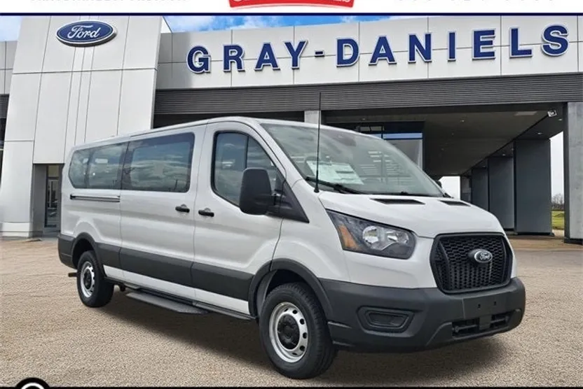 2025 Ford Transit photo 1