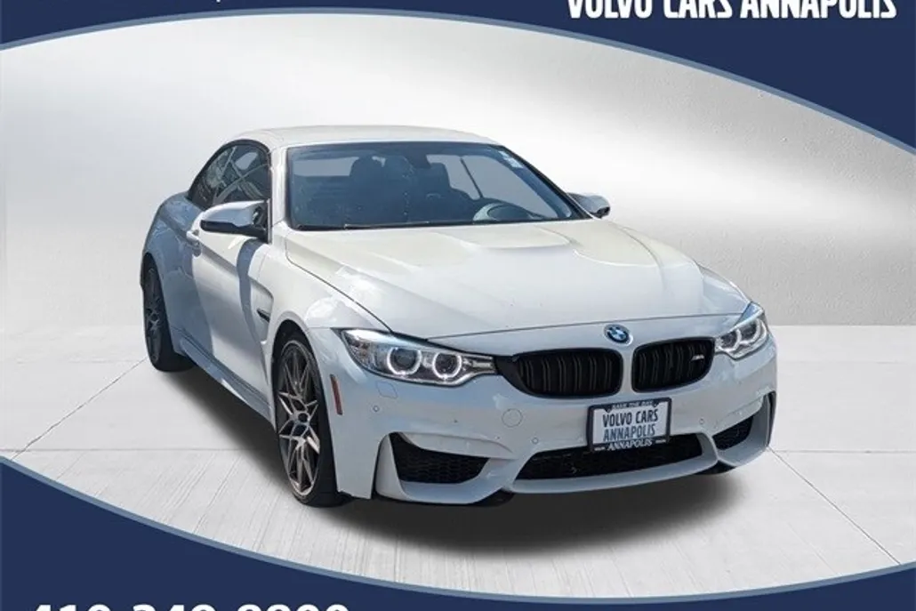 2017 Bmw M4 Convertible photo 1