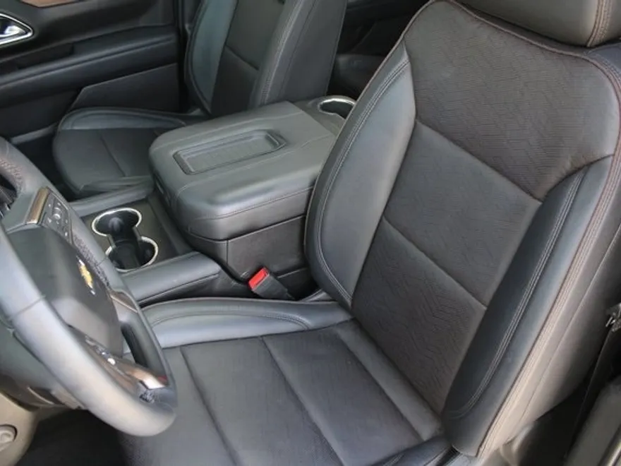 2023 Chevrolet Tahoe High Country photo 1
