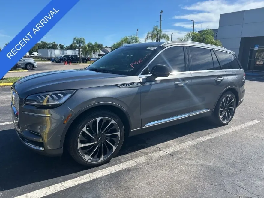 2023 Lincoln Aviator Reserve photo 1