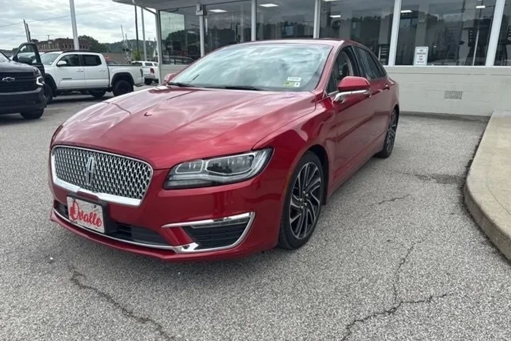 2020 Lincoln MKZ Reserve photo 1