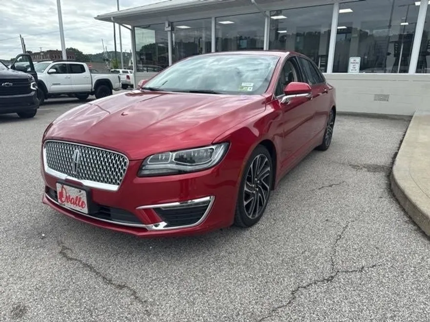2020 Lincoln MKZ Reserve photo 1