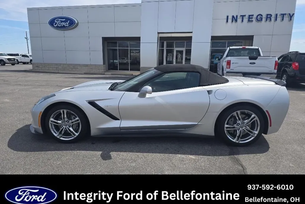 2017 Chevrolet Corvette Stingray 3LT Convertible photo 1