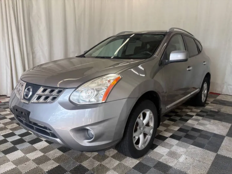 2011 Nissan Rogue S photo 1